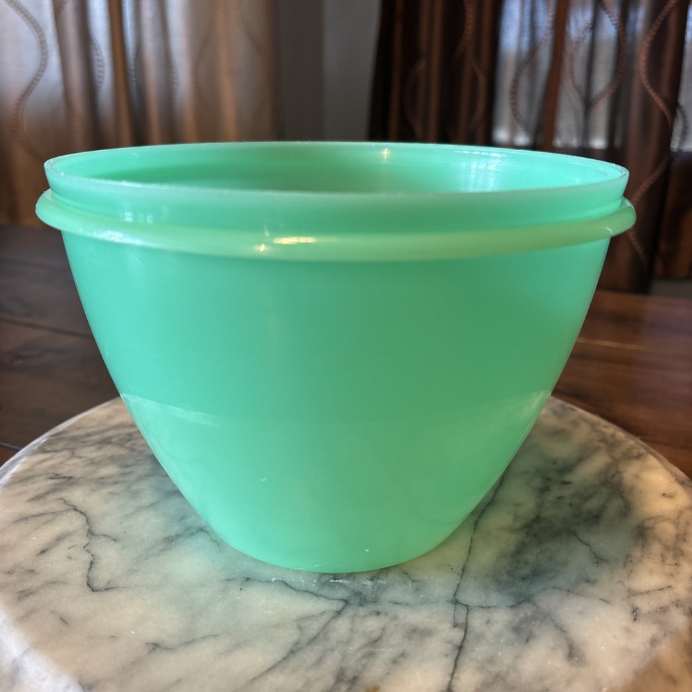 VTG Tupperware Crisp-It Jade Lettuce Keeper Bowl #679-11 Replacement Bowl No Lid